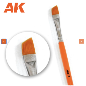 DIAGONAL WEATHERING BRUSH ak578